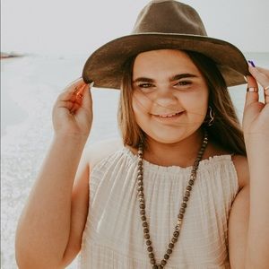 Meet your Posher, Andi leigh